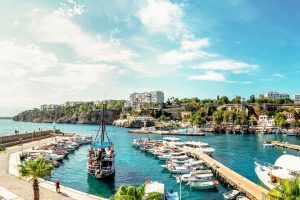 20230803181727 fpdl.in yachts bateaux plaisance dans port kaleici centre historique antalya turquie tourisme voyages lieu historique pour excursions bateau 114160 1519 large